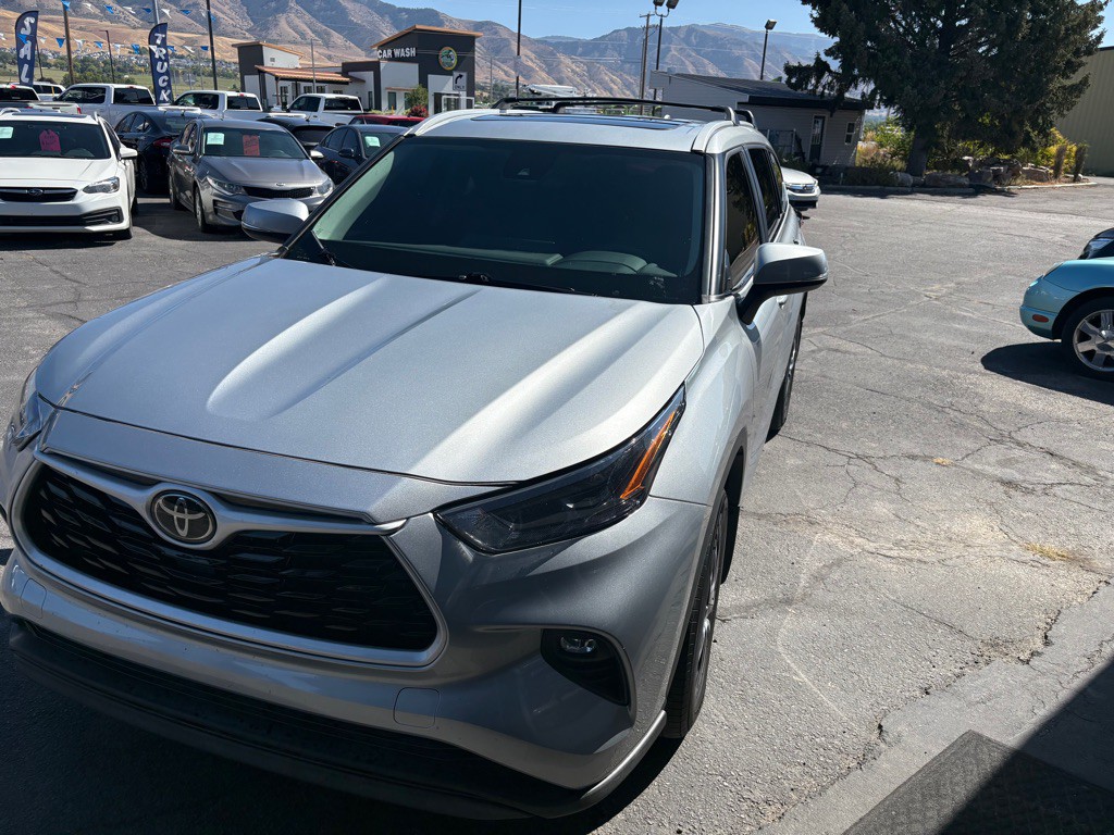 2023 Toyota Highlander Image 7