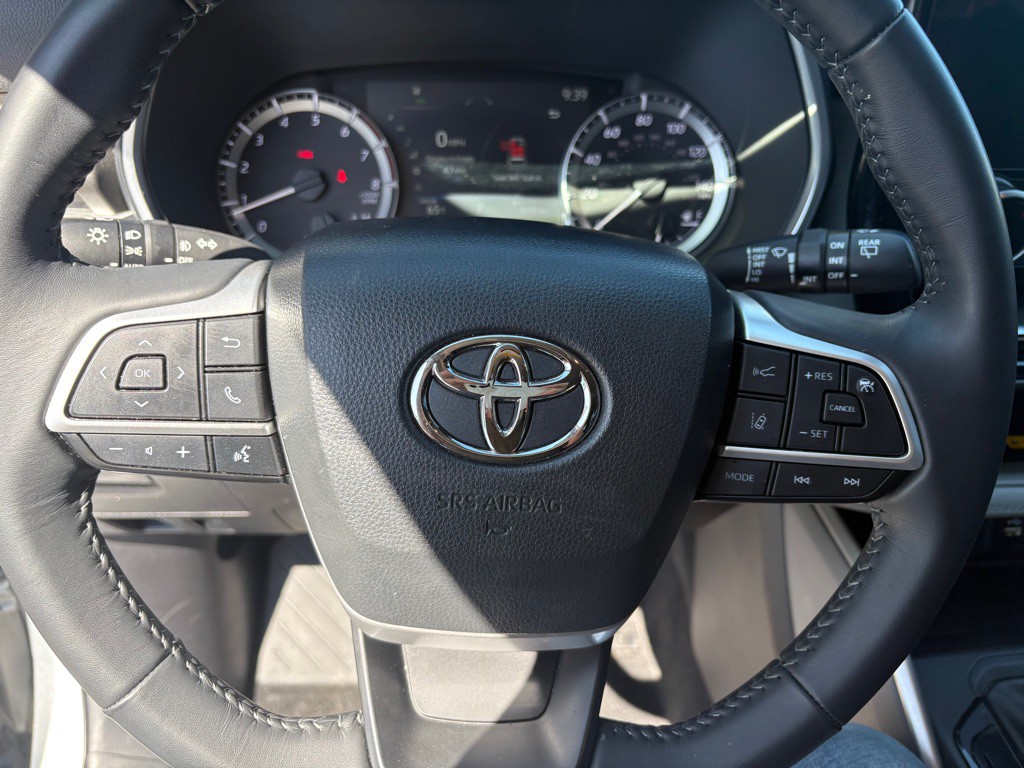 2023 Toyota Highlander Image 10