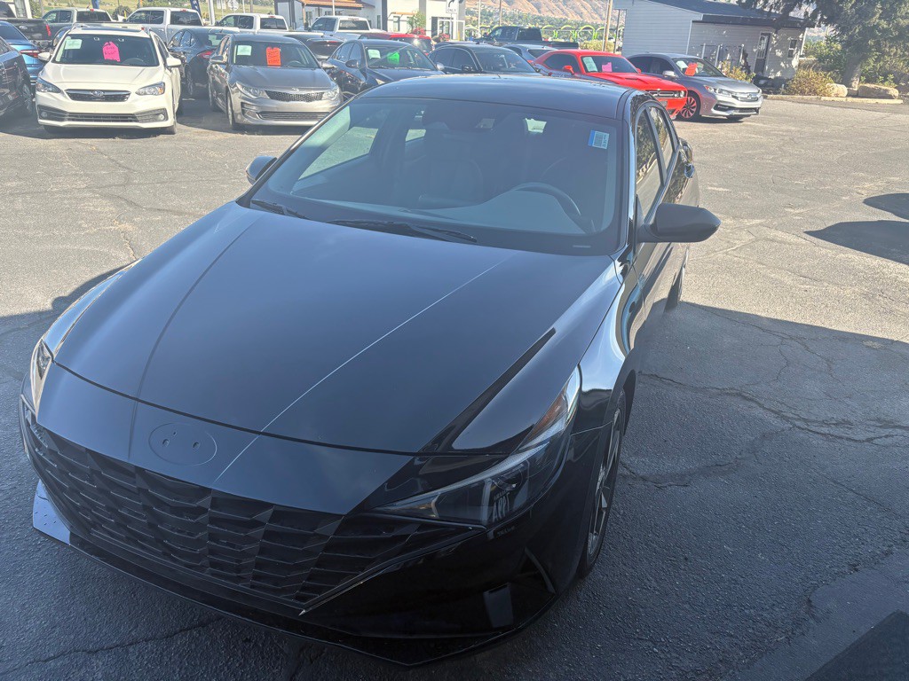 2023 Hyundai Elantra Image 7