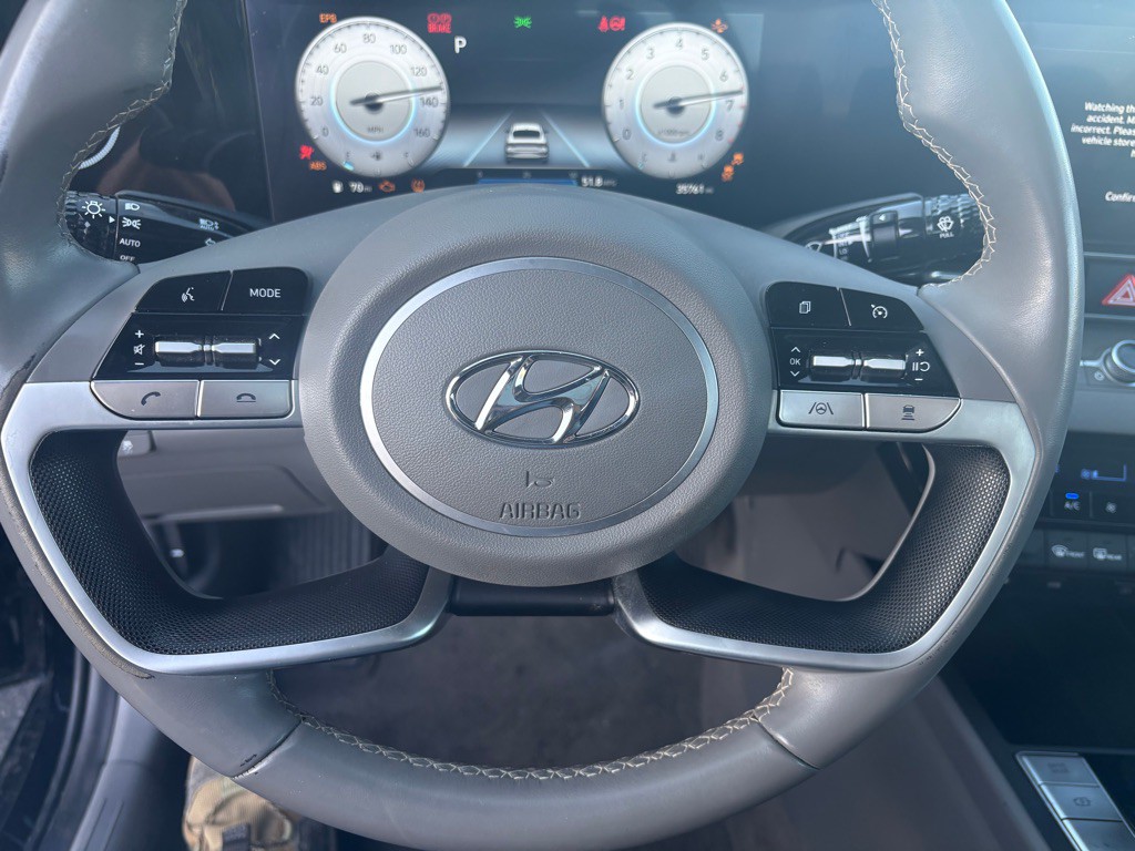 2023 Hyundai Elantra Image 10