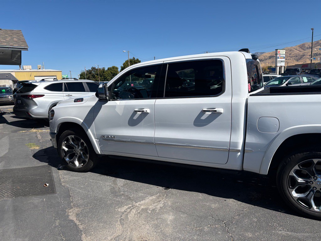 2022 RAM 1500 Image 6