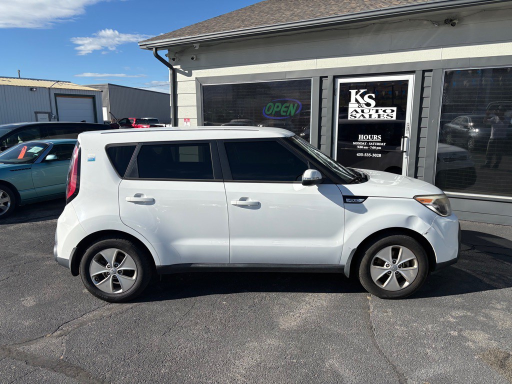 2014 Kia Soul Image 2