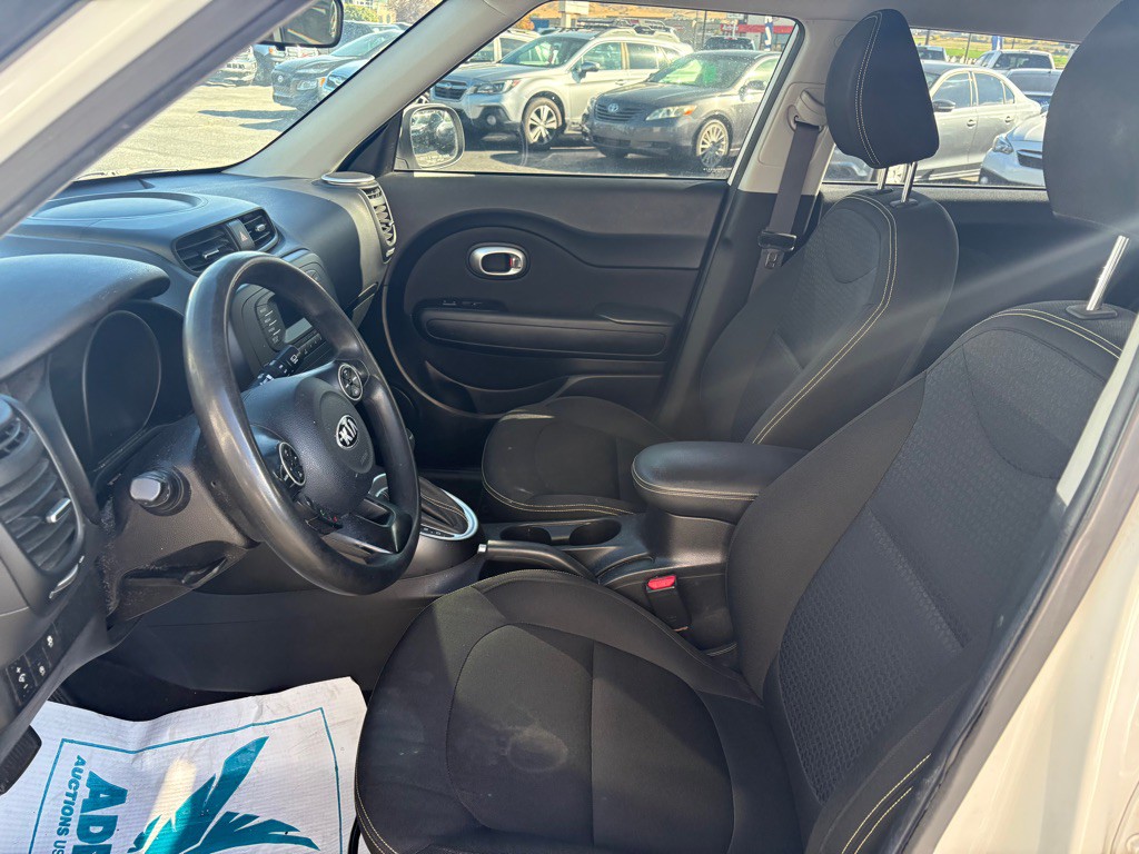 2014 Kia Soul Image 8