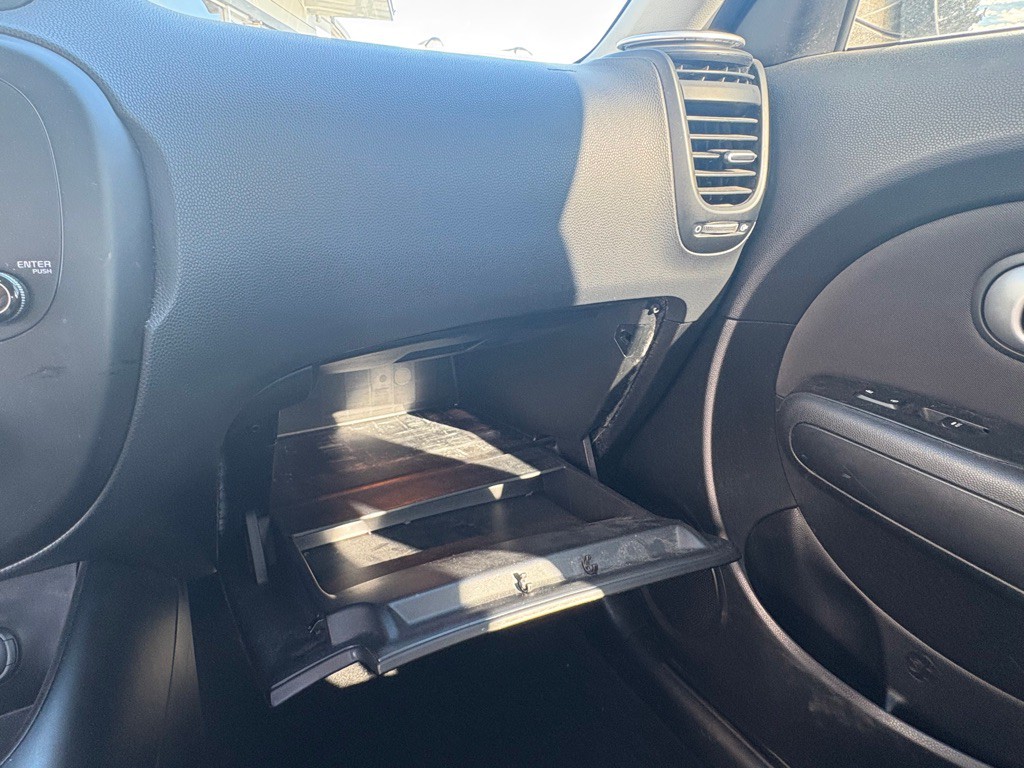 2014 Kia Soul Image 12