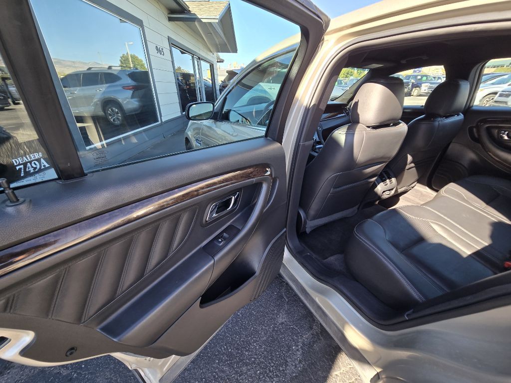2018 Ford Taurus Image 20