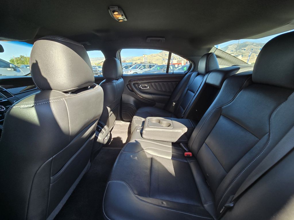 2018 Ford Taurus Image 22