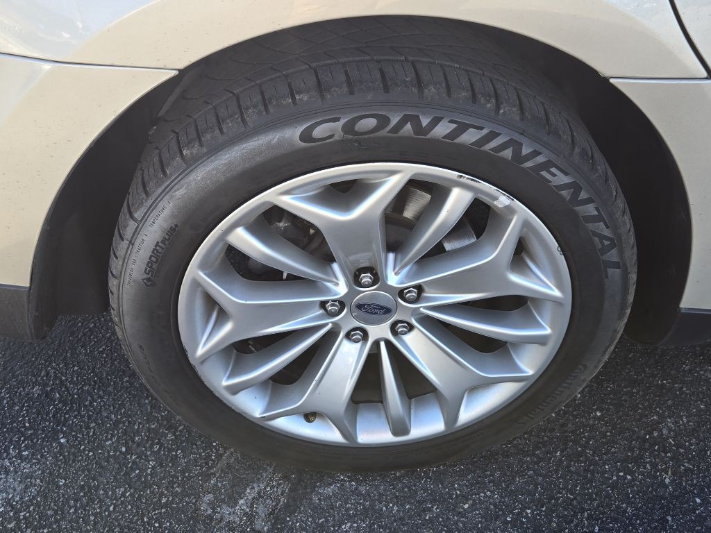 2018 Ford Taurus Image 27