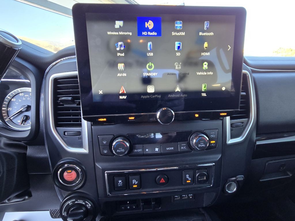 2019 Nissan Titan Image 15