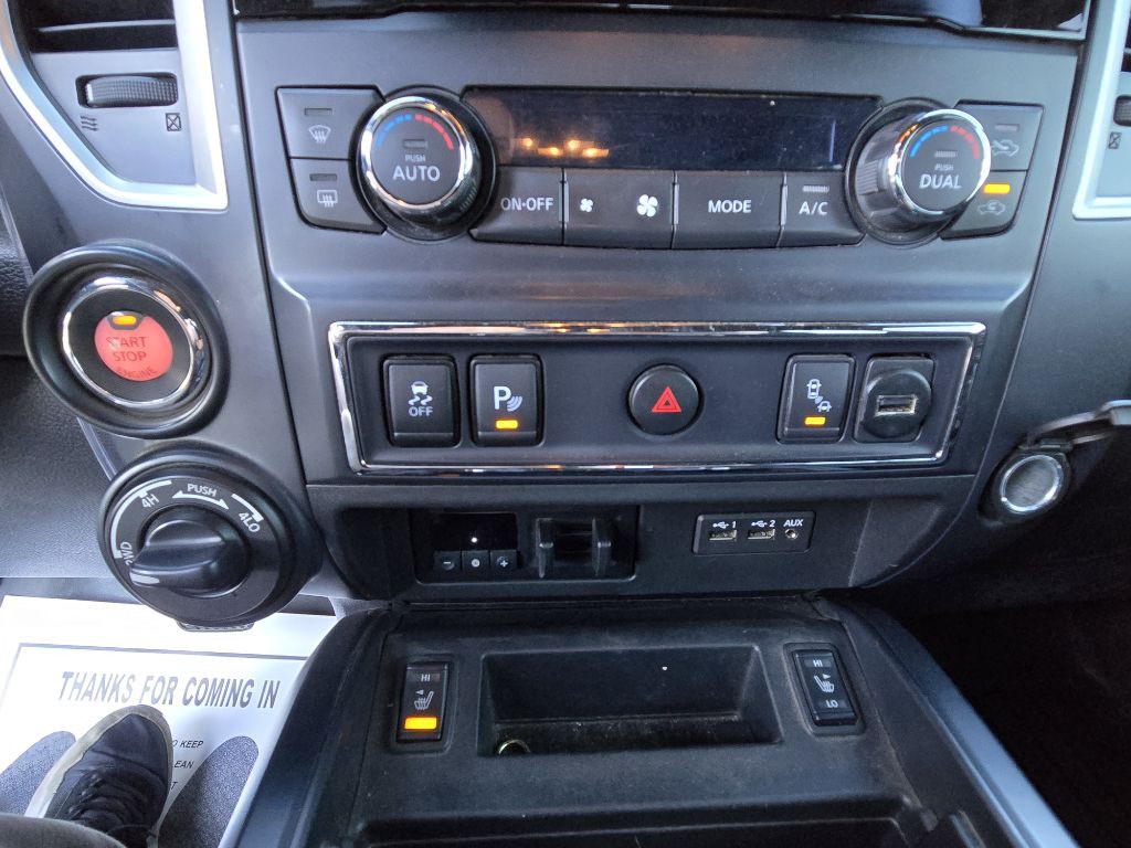 2019 Nissan Titan Image 17