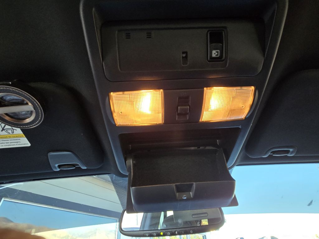 2019 Nissan Titan Image 18