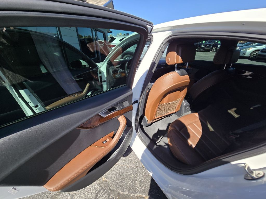 2019 Audi A4 Image 19