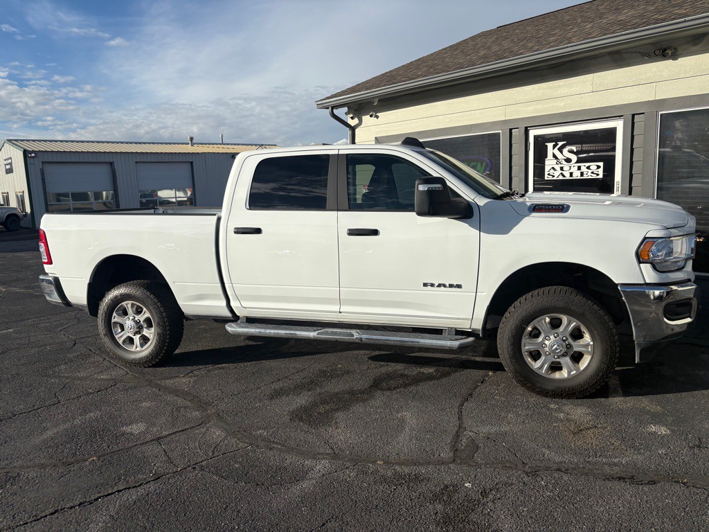 2024 RAM 2500 Image 2