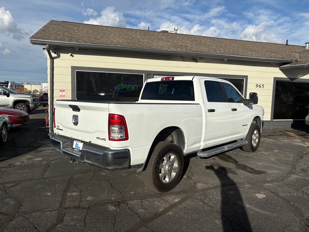 2024 RAM 2500 Image 3