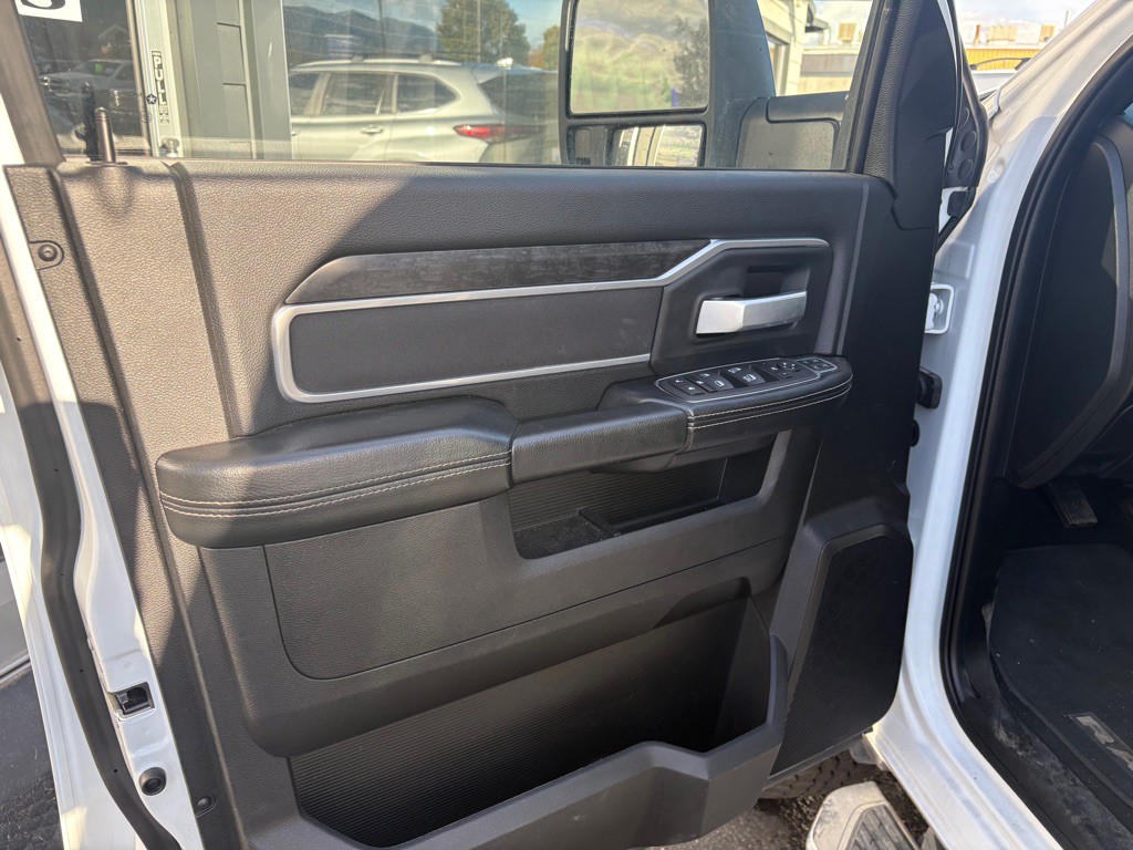 2024 RAM 2500 Image 9