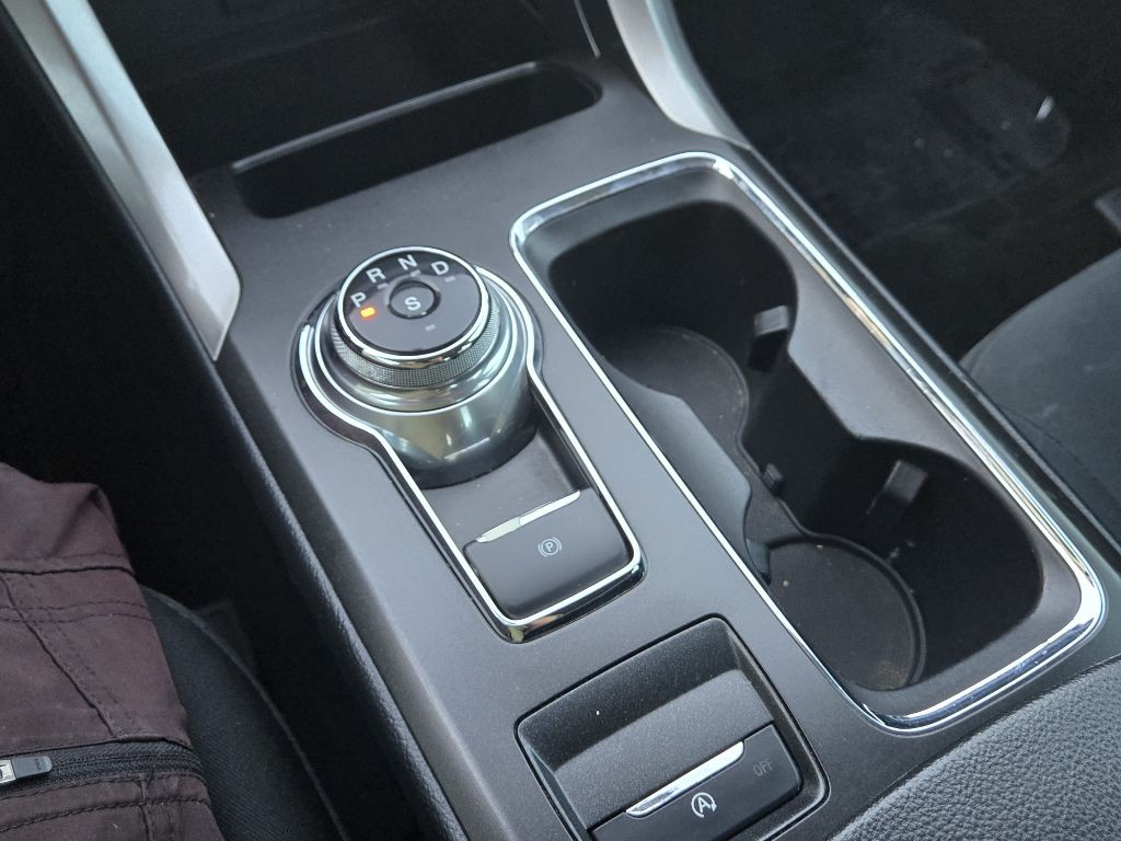 2018 Ford Fusion Image 16