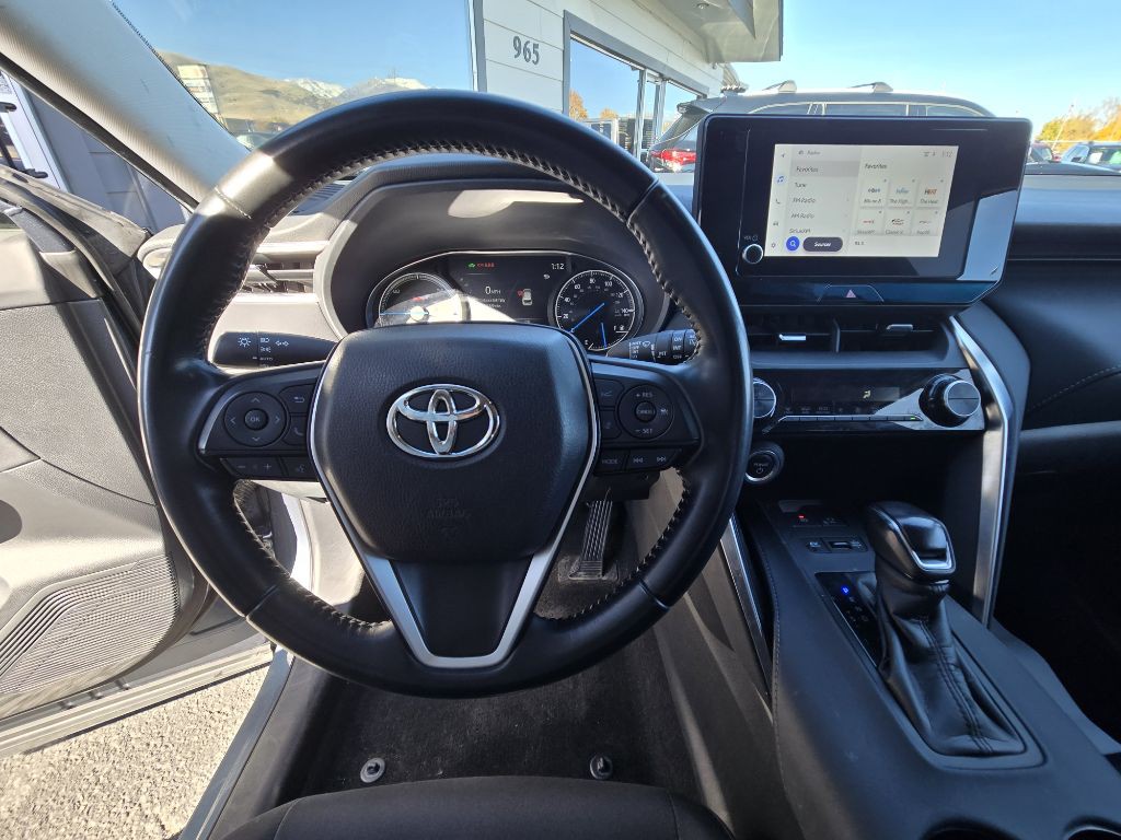 2024 Toyota Venza Image 11