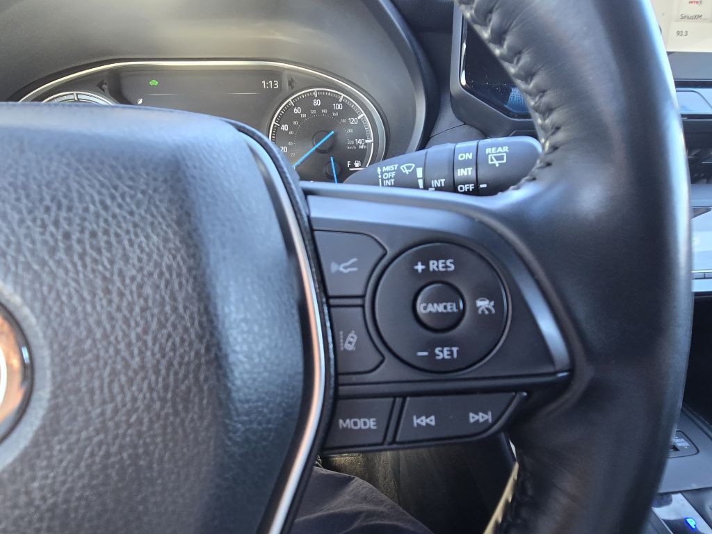 2024 Toyota Venza Image 14