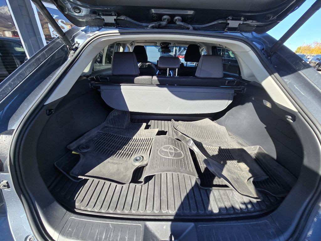 2024 Toyota Venza Image 24