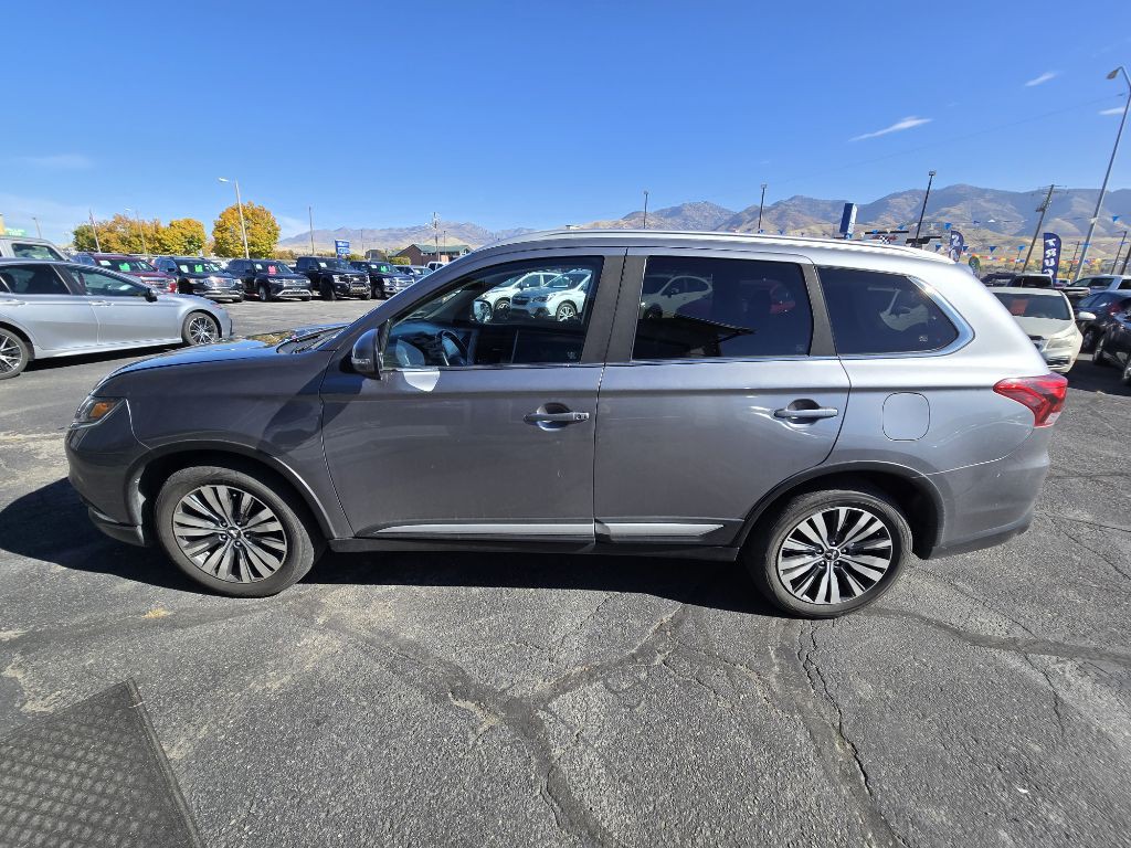 2020 Mitsubishi Outlander Image 6