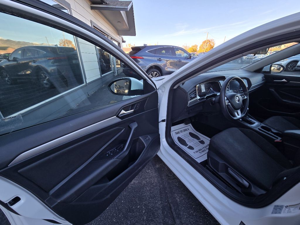 2019 Volkswagen Jetta Image 9