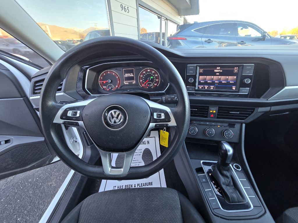 2019 Volkswagen Jetta Image 11