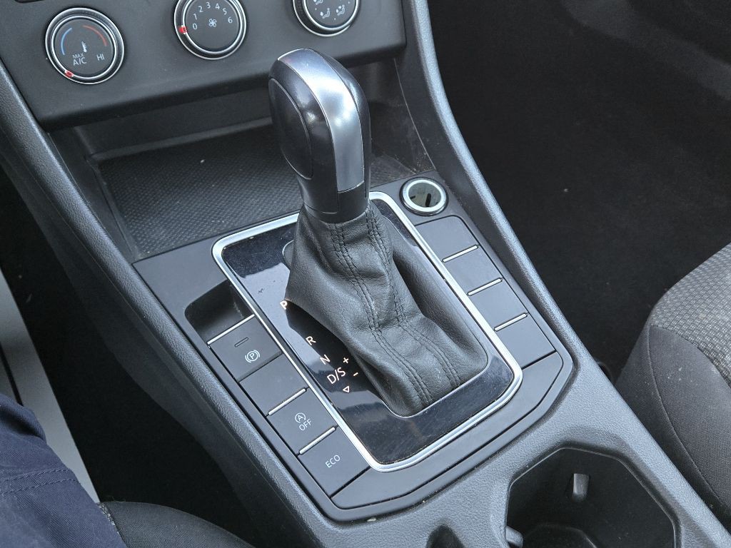 2019 Volkswagen Jetta Image 16