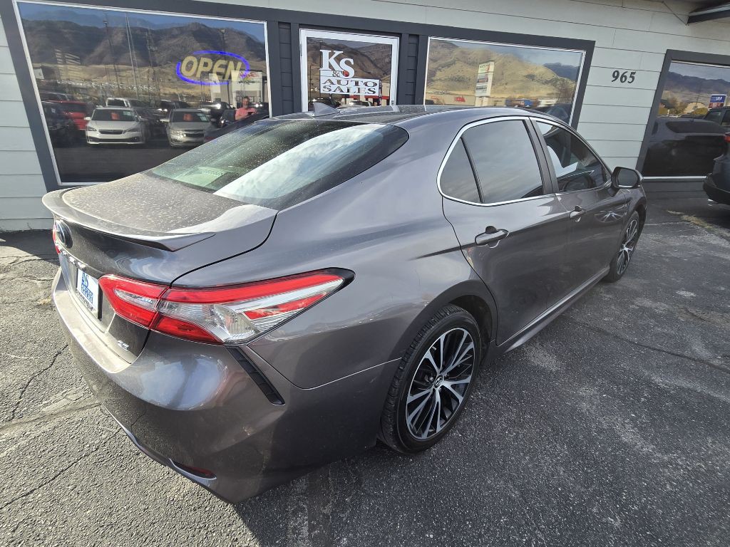 2019 Toyota Camry Image 3