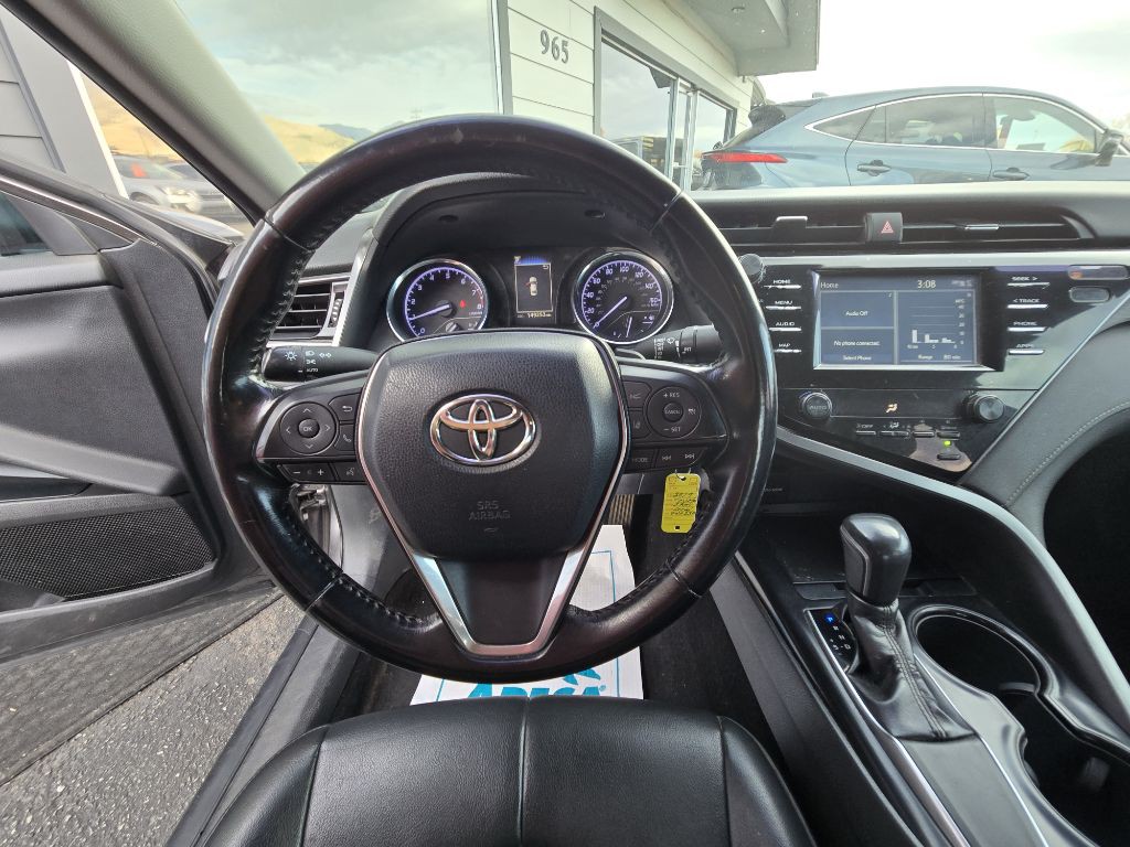 2019 Toyota Camry Image 11