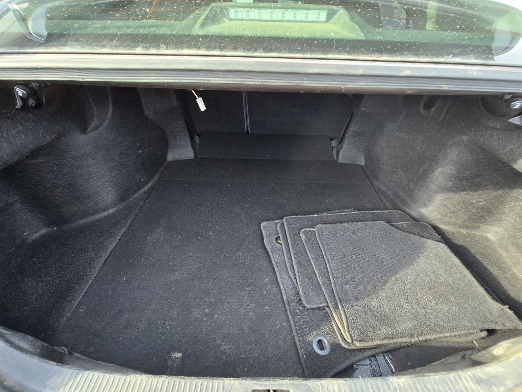 2019 Toyota Camry Image 17