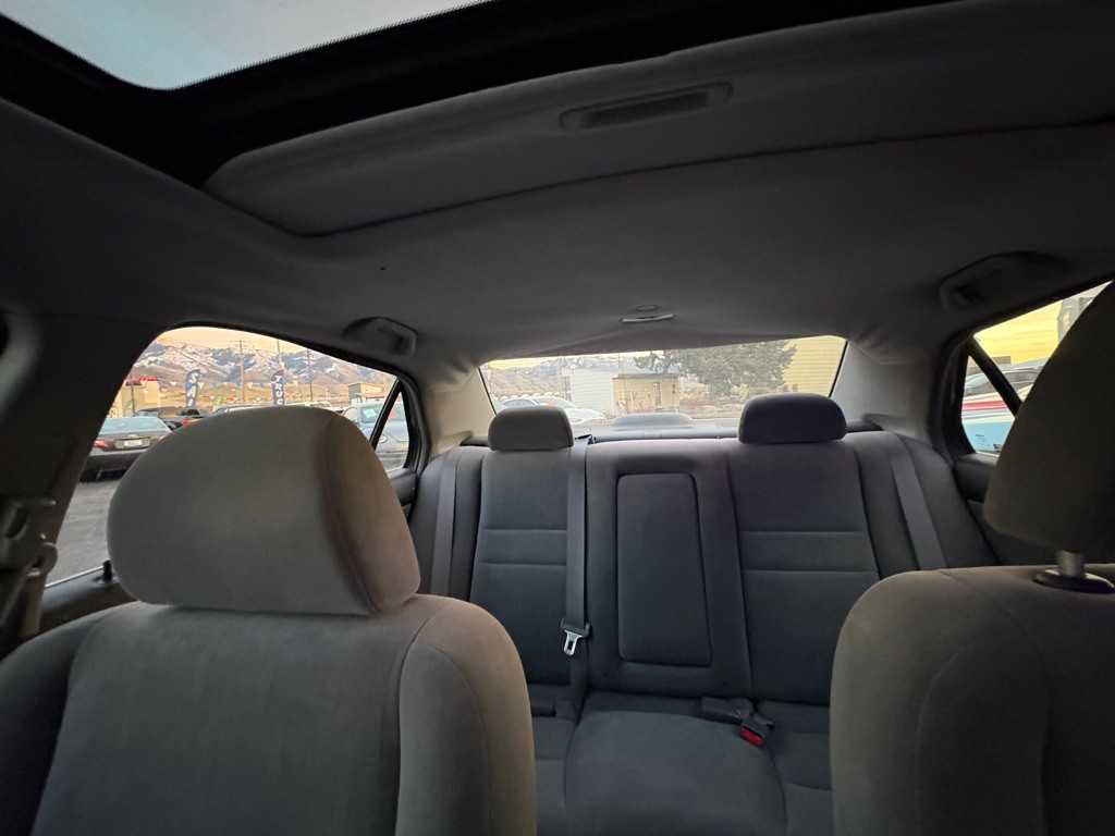 2004 Honda Accord Image 14