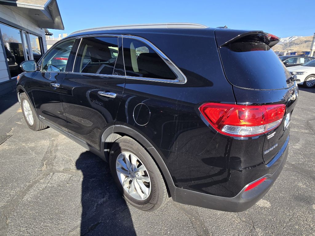 2017 Kia Sorento Image 5