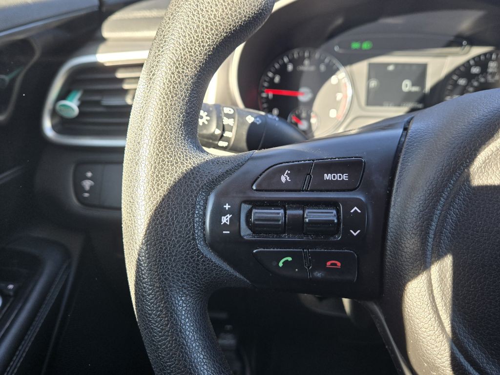 2017 Kia Sorento Image 13