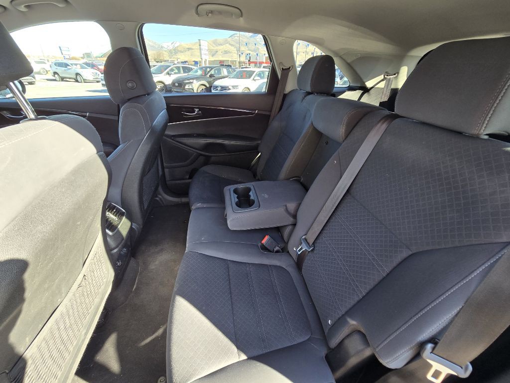 2017 Kia Sorento Image 22
