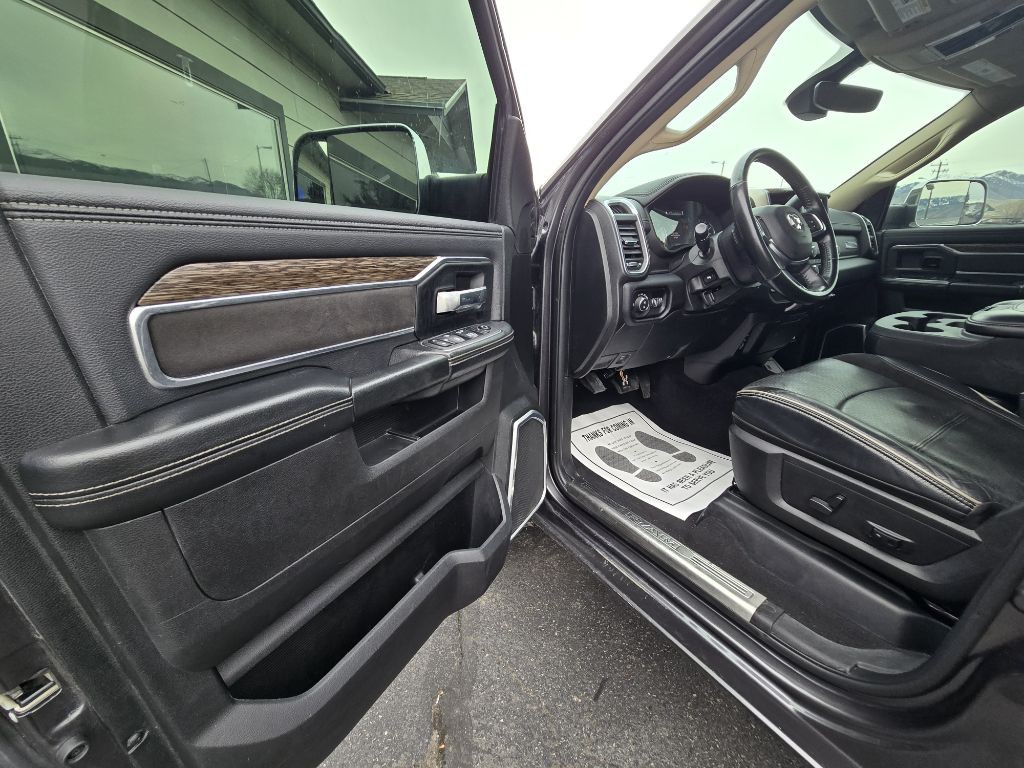 2021 RAM 2500 Image 9