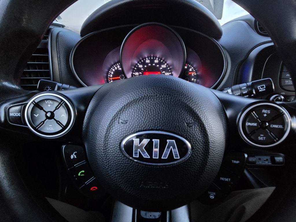 2015 Kia Soul Image 12