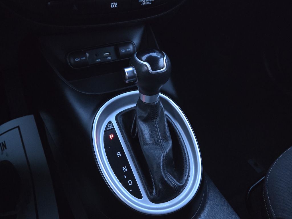 2015 Kia Soul Image 17