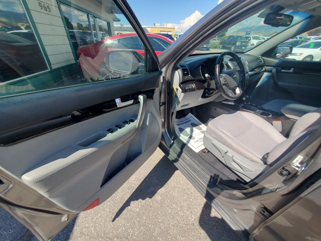 2015 Kia Sorento Image 9