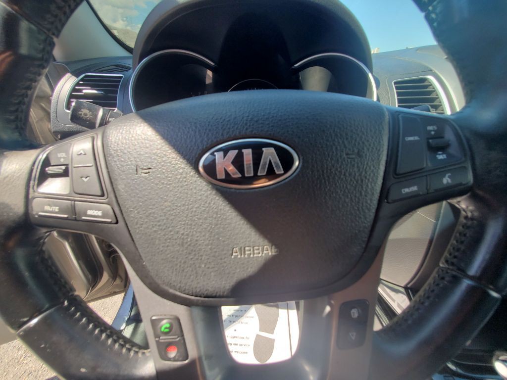 2015 Kia Sorento Image 12