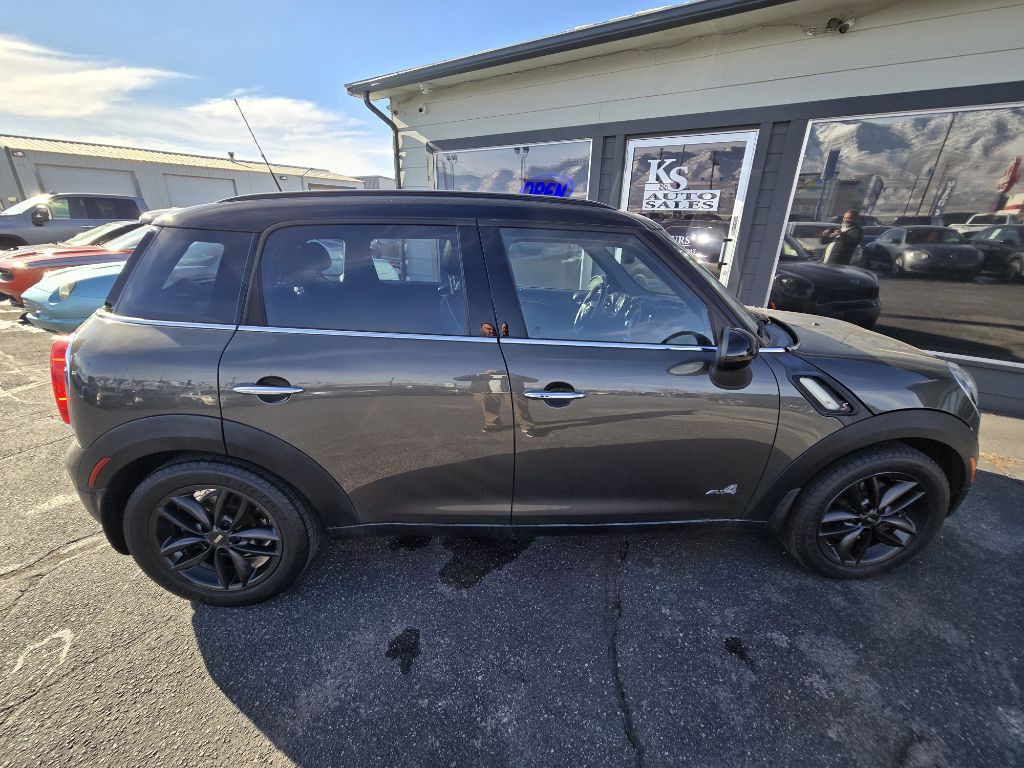 2014 MINI Cooper Image 2