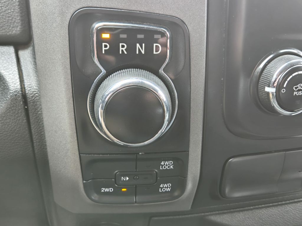 2015 RAM 1500 Image 18