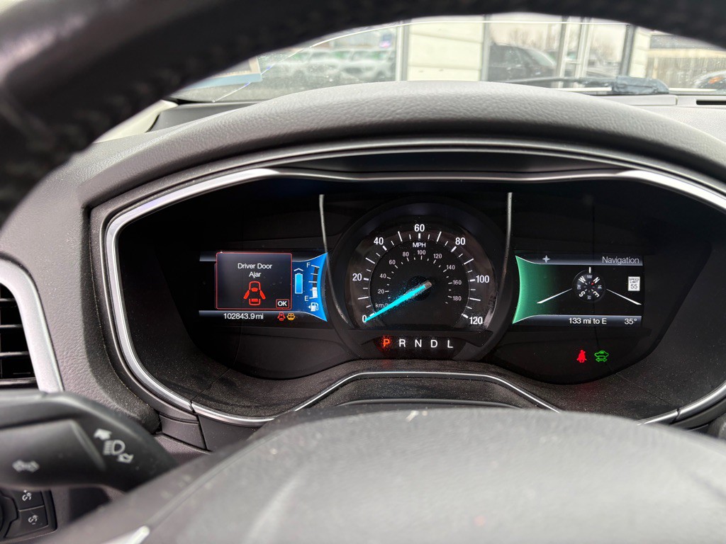 2015 Ford Fusion Image 9