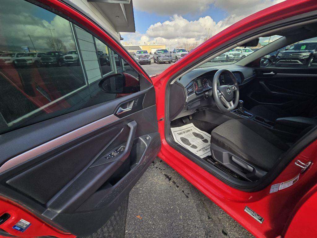 2019 Volkswagen Jetta Image 9