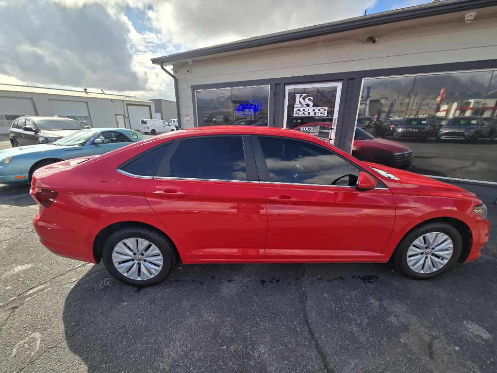 2019 Volkswagen Jetta Image 2