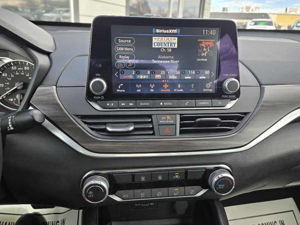 2024 Nissan Altima Image 16