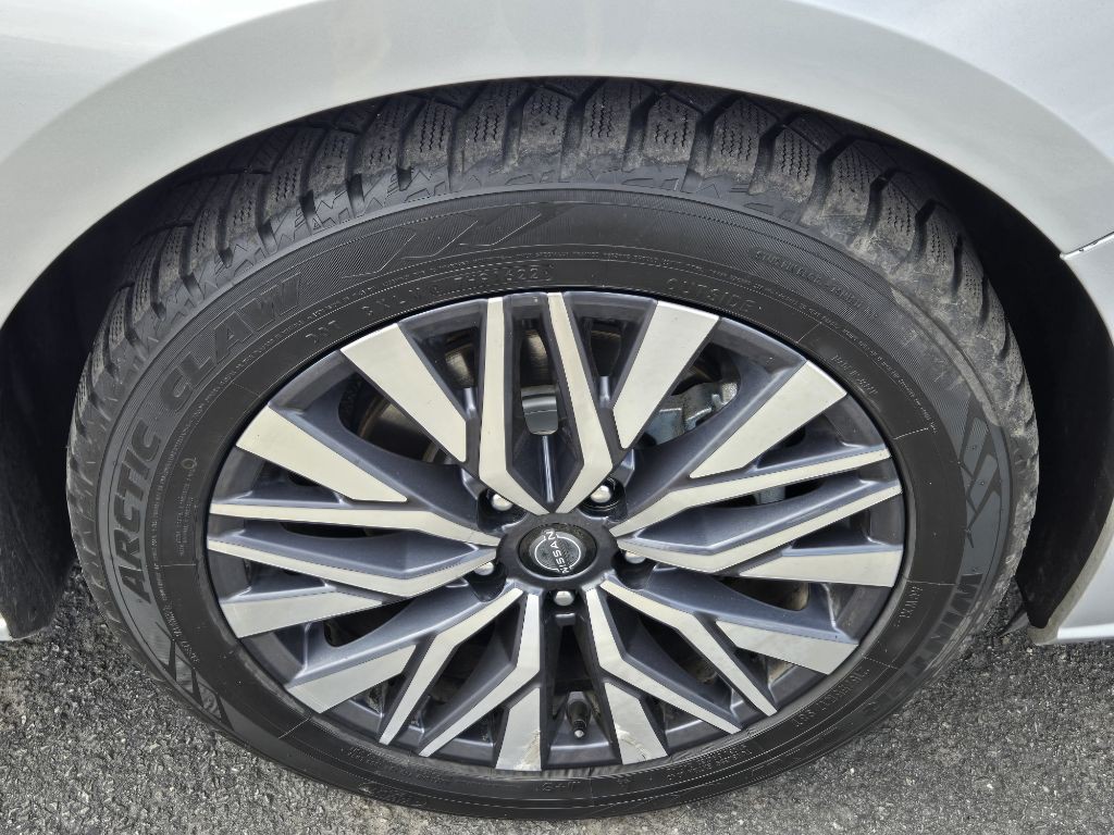 2024 Nissan Altima Image 25