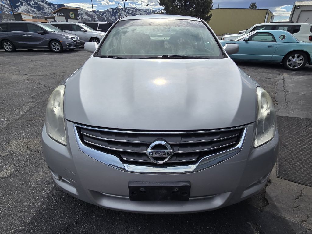 2012 Nissan Altima Image 8