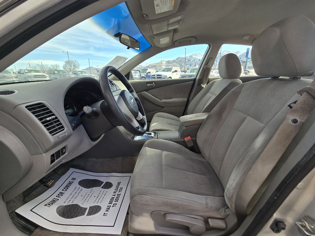 2012 Nissan Altima Image 11