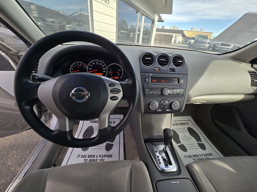 2012 Nissan Altima Image 12
