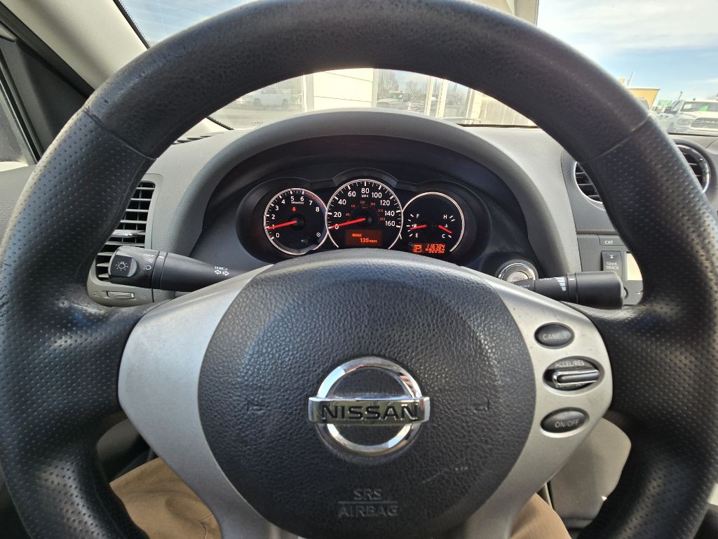 2012 Nissan Altima Image 13