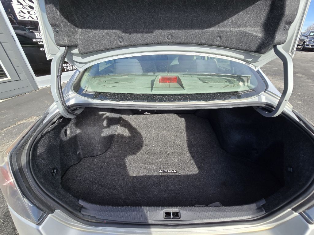 2012 Nissan Altima Image 22